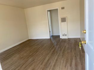 1573 Locust Ave #8, Long Beach, CA 90813