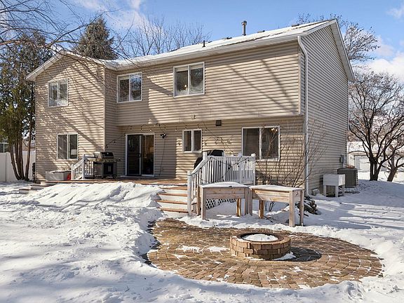 3rd image of 9145 Belvedere Dr