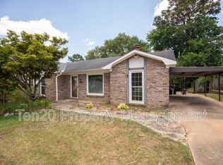 7664 Northfield Dr, Columbus, GA 31909