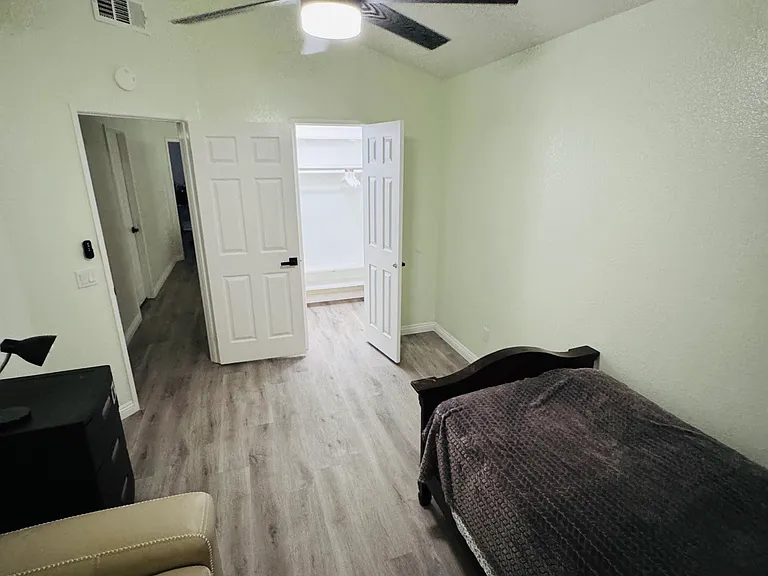 13661 Kings Canyon Ct #1 — Photo 2