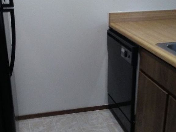 3rd image of 5413 Marconi Ave APT 14