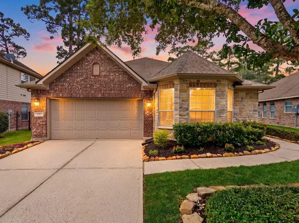 82 S Rocky Point Cir, Spring, TX 77389