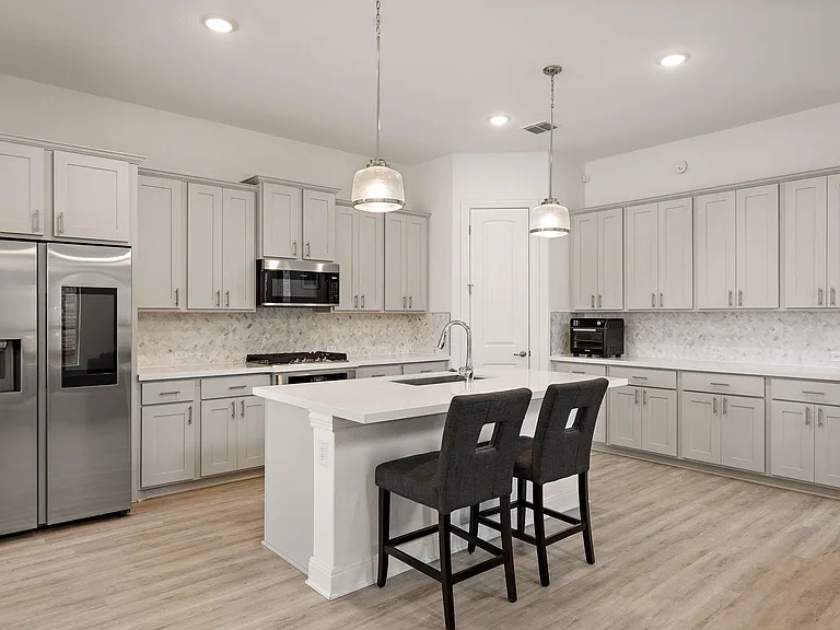2901 Oak Chase Cv — Photo 6