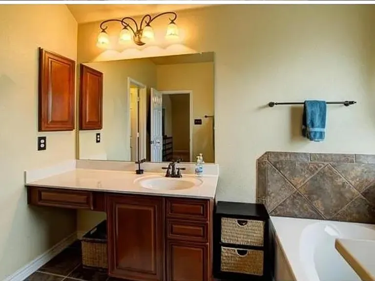 5899 Clearwater Ct — Photo 14