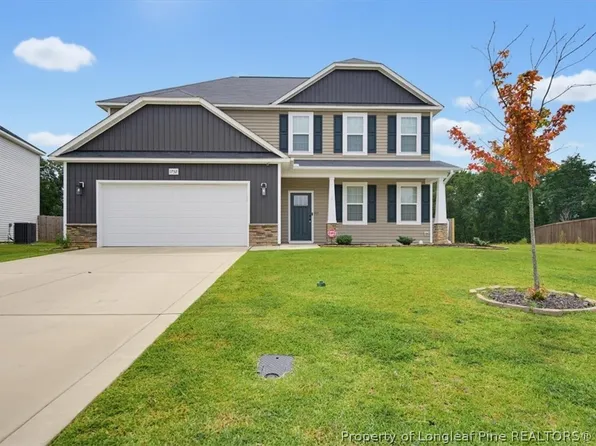 1752 Stackhouse Dr, Fayetteville, NC 28314