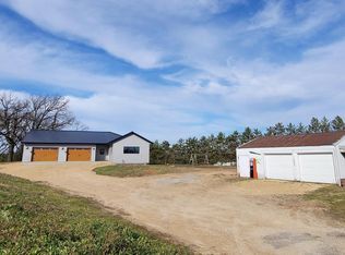 5676 Lovick Rd, Waunakee, WI 53597