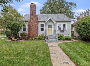 4 Chimayo Rd, Rochester, NY 14617