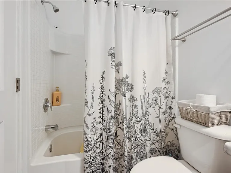 58 Summerhill Dr — Photo 6