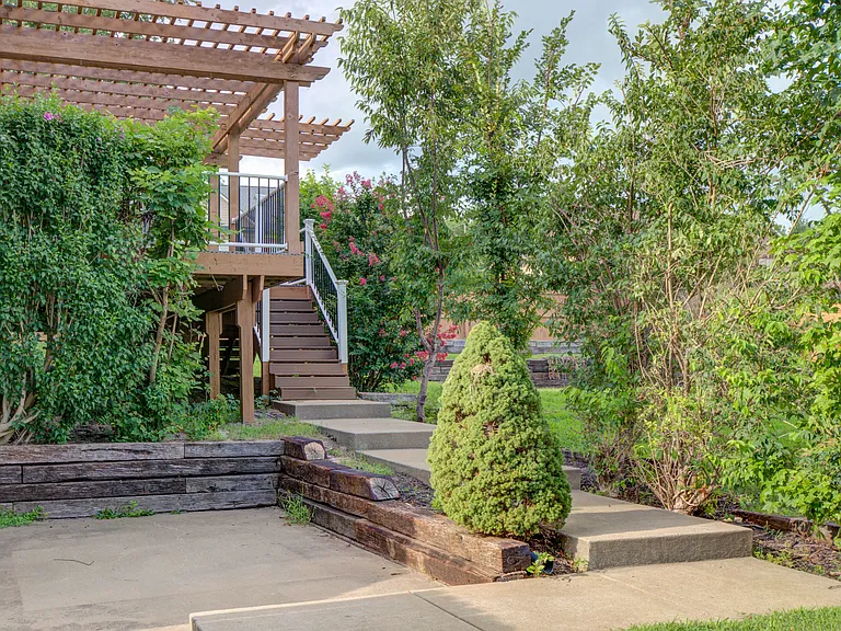 1501 Benton Park Pl — Photo 54