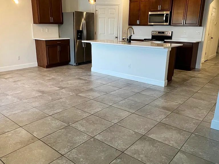 3280 Roxbury Pl SW — Photo 8