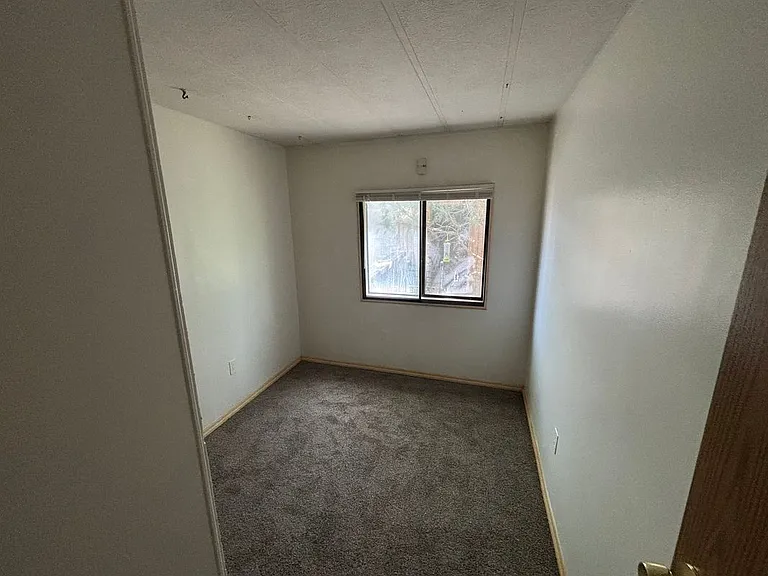 1162 N 1340 E — Photo 5