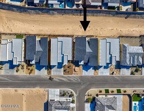4th image of 4784 N Pleasant Ave