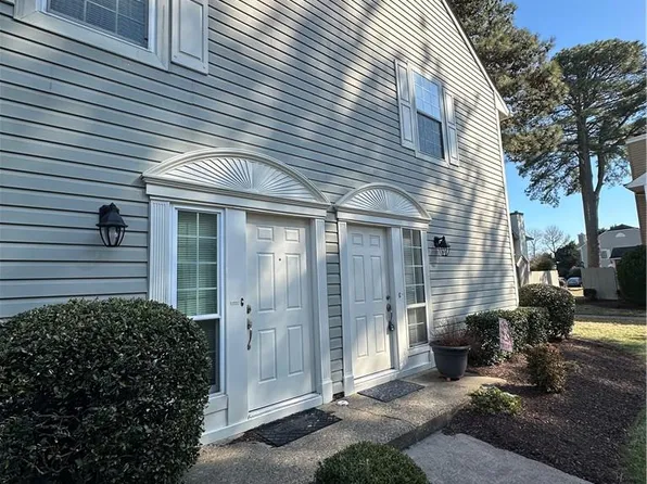 451 Chatterton Dr, Virginia Beach, VA 23454