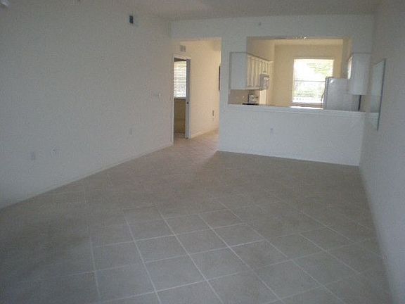 2nd image of 2740 Cypress Trace Cir APT 2726