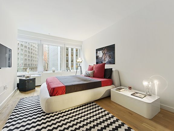 5th image of 90 William St APT 6A