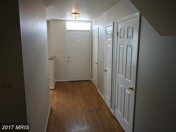 2nd image of 1910 Inglebrook Dr
