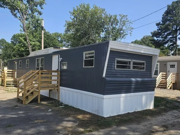 475 E Robins St, Conway, AR