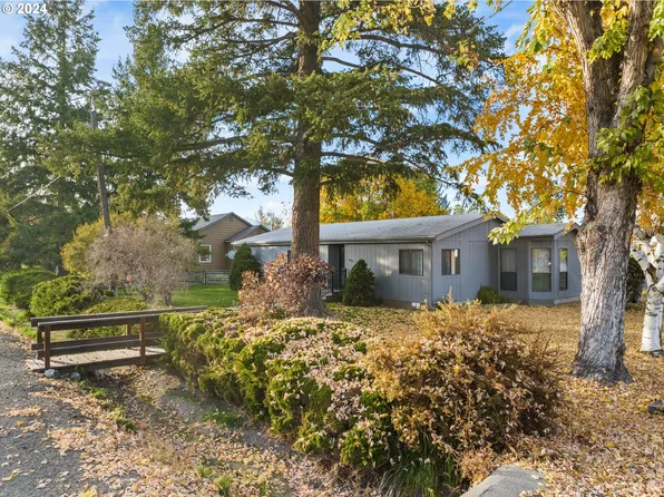 3820 Campbell St, Baker City, OR 97814