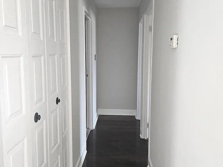 210 James Ct — Photo 14