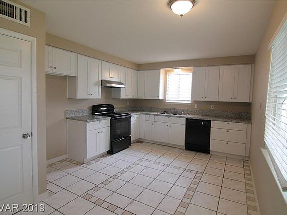 5th image of 5401 Holmby Ave