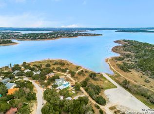 1125 Hillcrest Frst, Canyon Lake, TX 78133
