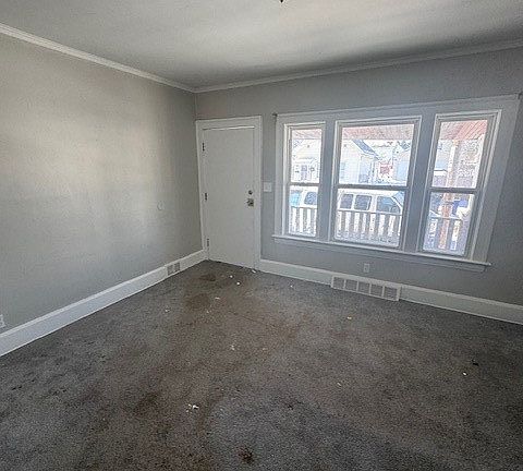 4th image of 3467 W 45th St