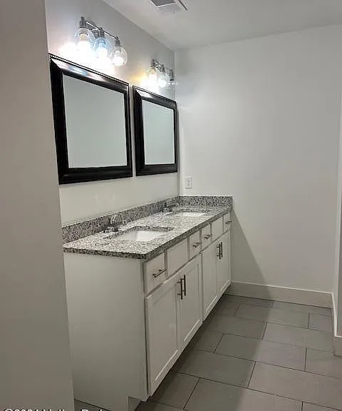 4001 Preston Hwy #6 — Photo 11