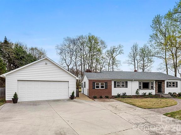 3rd image of 335 Shuping Mill Rd