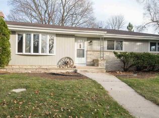 410 S Westfield St, Oshkosh, WI 54902