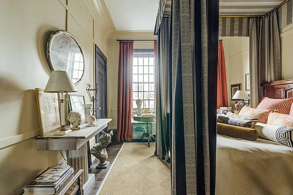 Sold by Compass | media 36