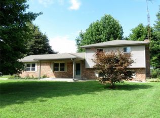 9250 N Keith Dr W, Columbus, IN 47203