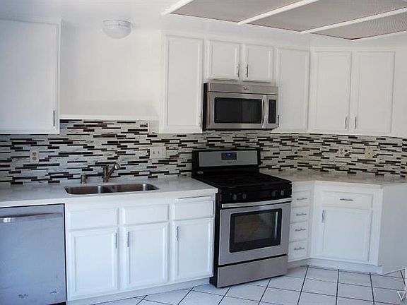 4th image of 6901 Pala Mesa Dr