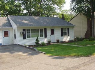 9 David Rd, Stanhope, NJ 07874