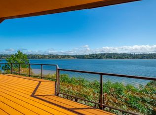 3320 Gravelly Beach Loop NW, Olympia, WA 98502