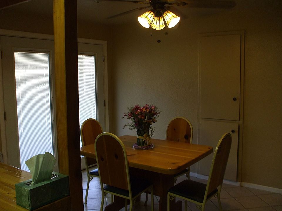 Bright Dining Area