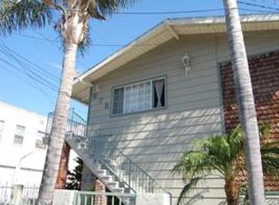 678 W 16th St APT 3, San Pedro, CA, 90731