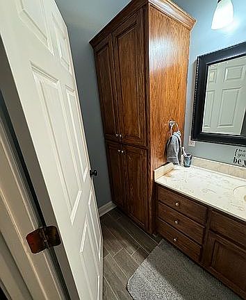 5th image of 105 Fox Dr
