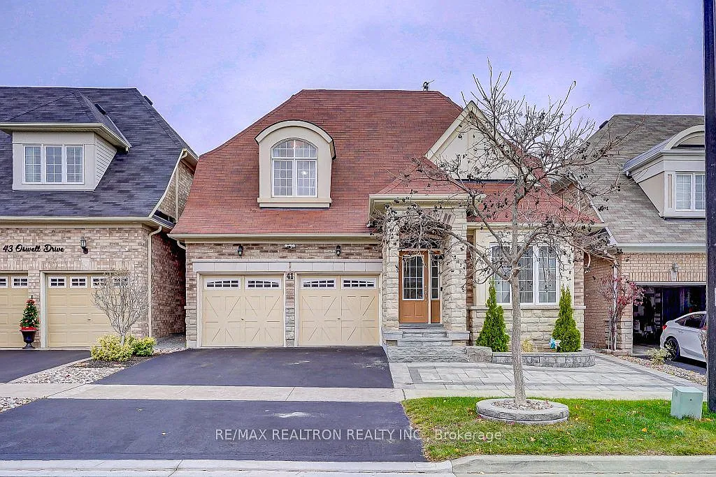 2 bed, $2,099 — Photo 1