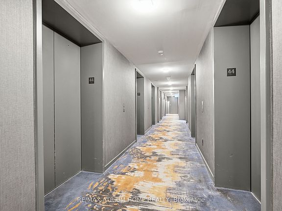 5th image of 50 Charles St E Unit 4413