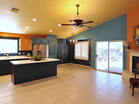 4th image of 3089 W Corte Olivia