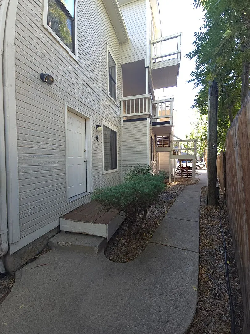 1734 Walnut St. — Photo 1