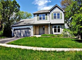 413 Hunters Way, Fox River Grove, IL 60021