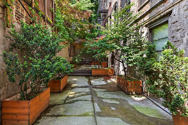 Rented by Douglas Elliman | media 10