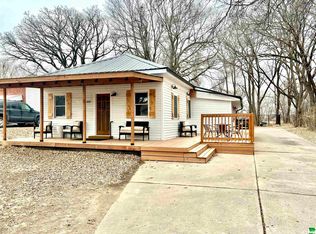 303 W Dartmouth St, Vermillion, SD 57069