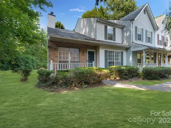 6309 Windsor Gate Ln, Charlotte, NC 28215