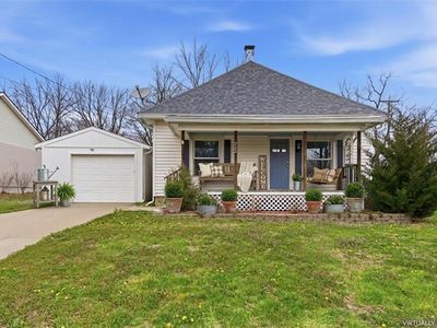 202 NW Yennie St, Grain Valley, MO, 64029