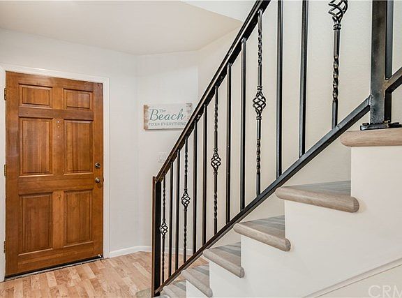 3rd image of 2208 Carnegie Ln #B