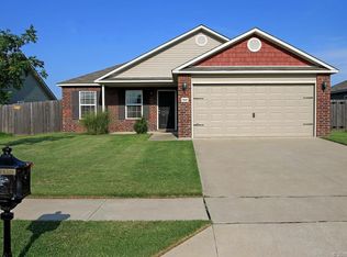 514 S Creek St, Skiatook, OK 74070