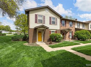 45 Park Charles Blvd S APT D, Saint Peters, MO 63376