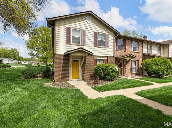 45 Park Charles Blvd S APT D, Saint Peters, MO 63376